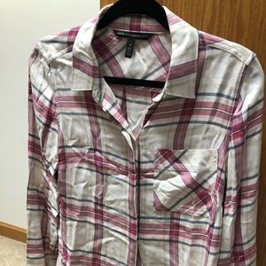 Women’s White House Black Market plaid shirt; size 8
